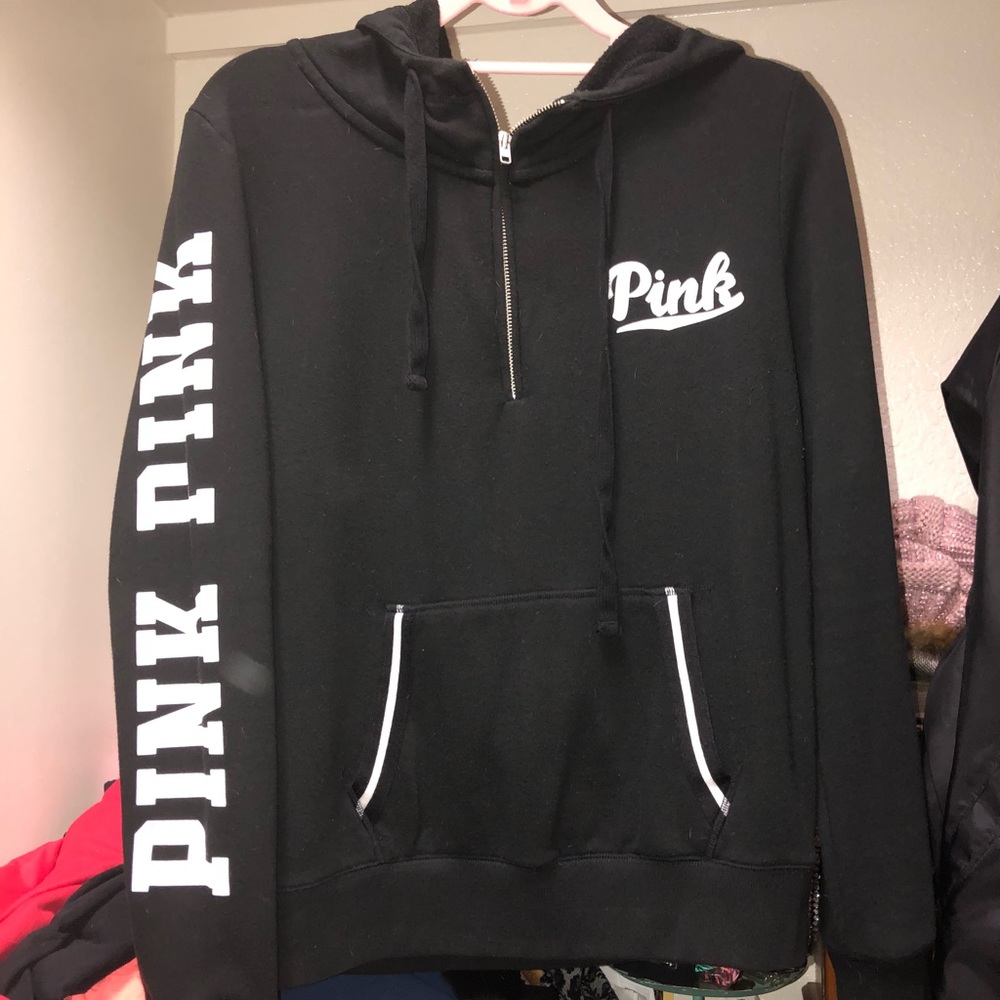Victoria’s Secret Pink 1/4 zip hoodie